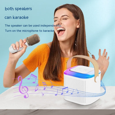 Dual Microphone Karaoke Machine – Den perfekta underhållningen för vänner och familj!